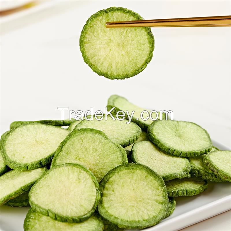 The green radish is crisp and dry