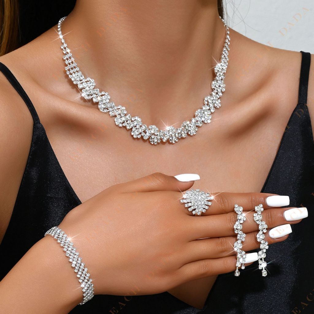 DaDa Fashion Necklace Earrings Bracelet Set Bridal Ring New Zircon Four Piece Set Fashion Full Diamond Jewelry