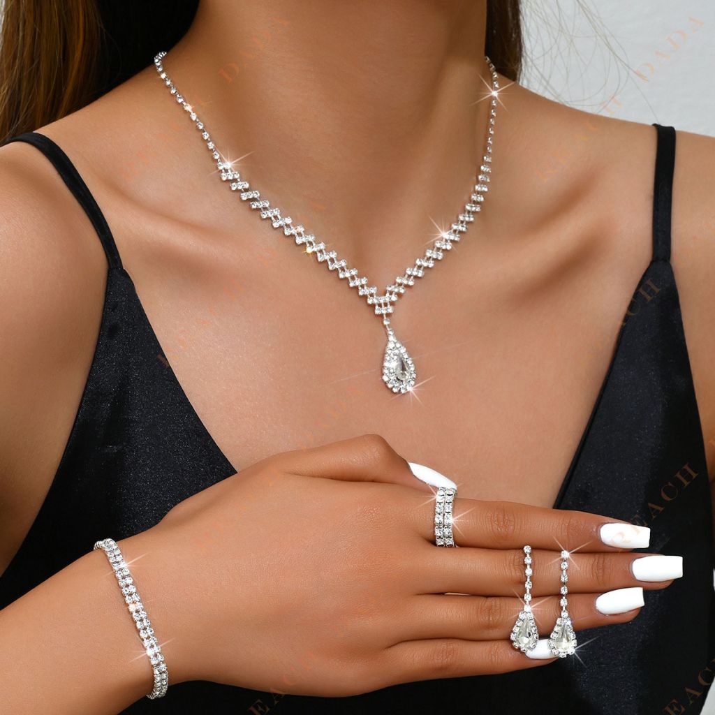 DaDa Fashion Necklace Earrings Bracelet Set Bridal Ring New Four Piece Set Fashion Full Diamond Jewelry