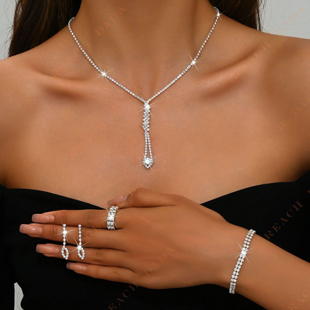 DaDa Fashionable luxury diamond-set pendants necklaces, earrings, bracelets, double-row rings, personality simple bridal accessories set