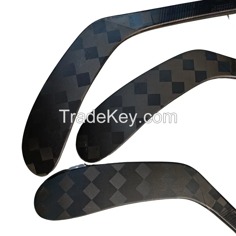 2024 New Technology Hot selling durable one piece moulding carbon fiber anti slip ice hockey stick