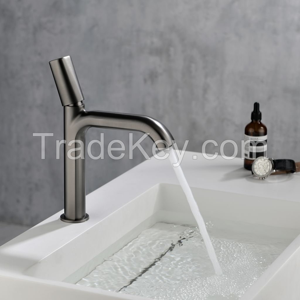 Single Handle Brass Bathroom Basin Faucet Mixers