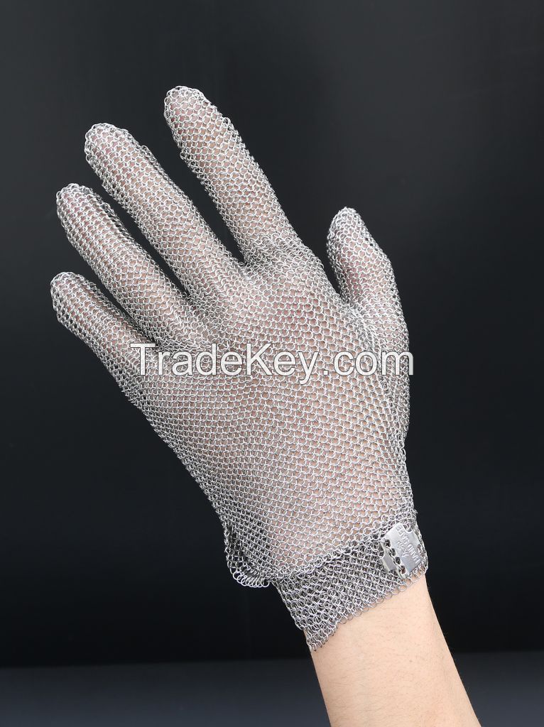 Cut resistance gloves for butchers