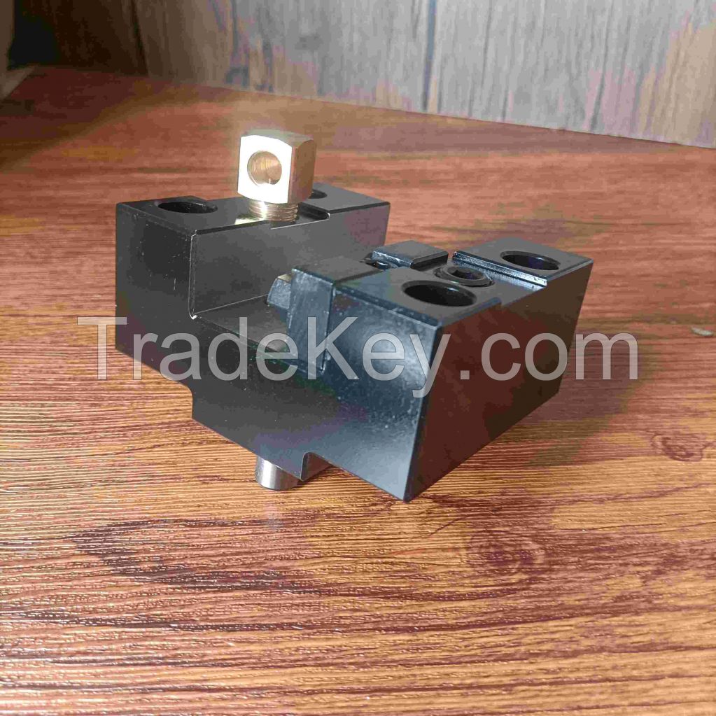 Facing Tool Holder 5151 CNC Lathe Face Tool Holder Tool Post for MAZAK QT100, Groove Width 40/50mm, including Pressing Block