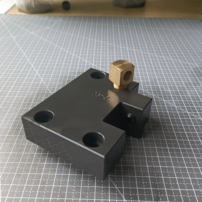 External Turning Tool Holder 35490 Left Cutter  CNC Lathe Turret CNC Turning Machine Turret , Tool Post,for MAZAK QT100
