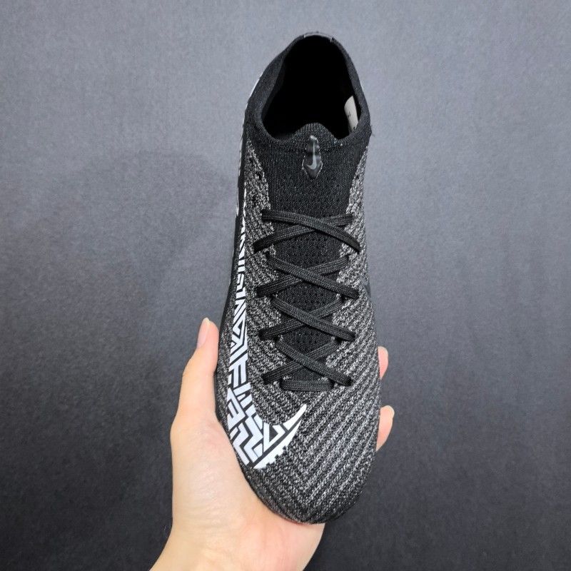 Wholesale Soccer Shoes Customize Logo Multicolor Comfortable Casual Fashion Breathable Football Shoes buyers of shoes shoes buyers g5 sneaker j3 shoes