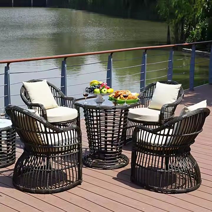 Villa Hotel Modern Garden Waterproof Sofa With Chair &amp;amp; Table Customized Outdoor Furniture Garden Sofa