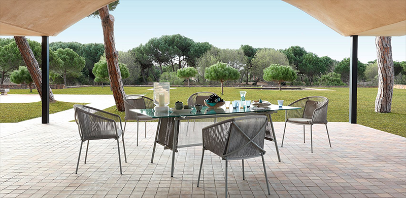 Modern Garden Patio Woven Rope Dining Chair Outdoor Hotel Aluminum Frame Fabric Upholstered Dining Chair and Table Set