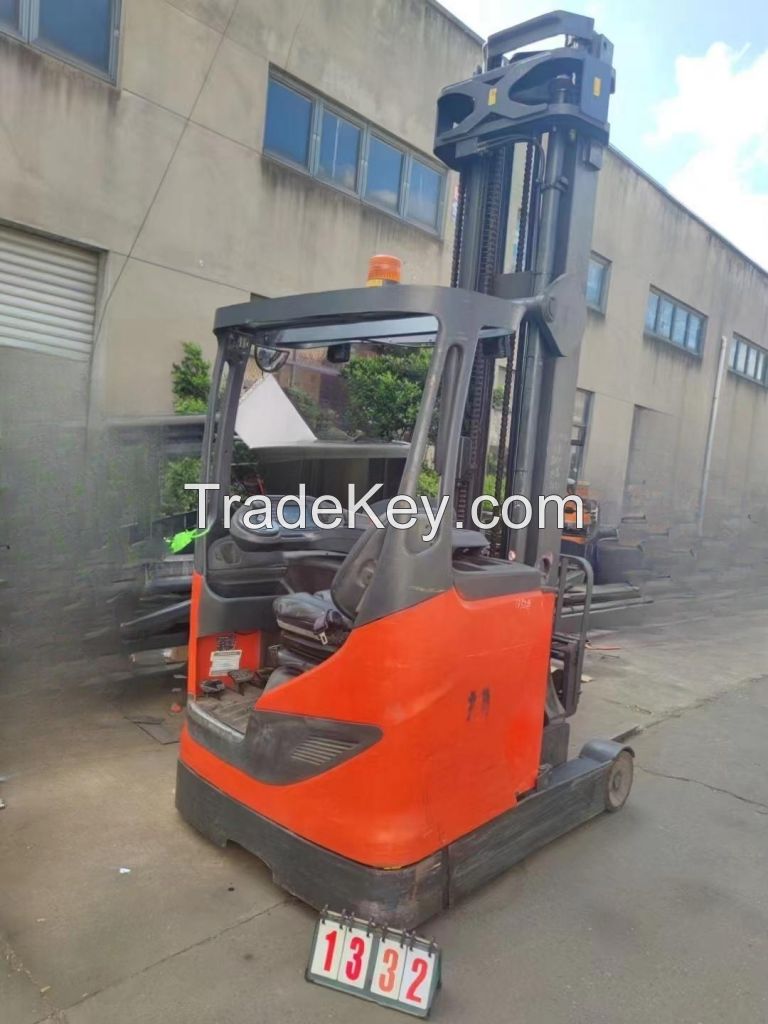 Used  Forklift reach turck linde 1332#R16HD-01 (1120) 3f8200mm, 2014