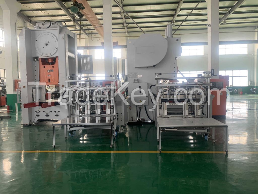 SIEMENS Motor 12000pcs/h Aluminum Foil Container Production Line LK-T63 With Customised Design