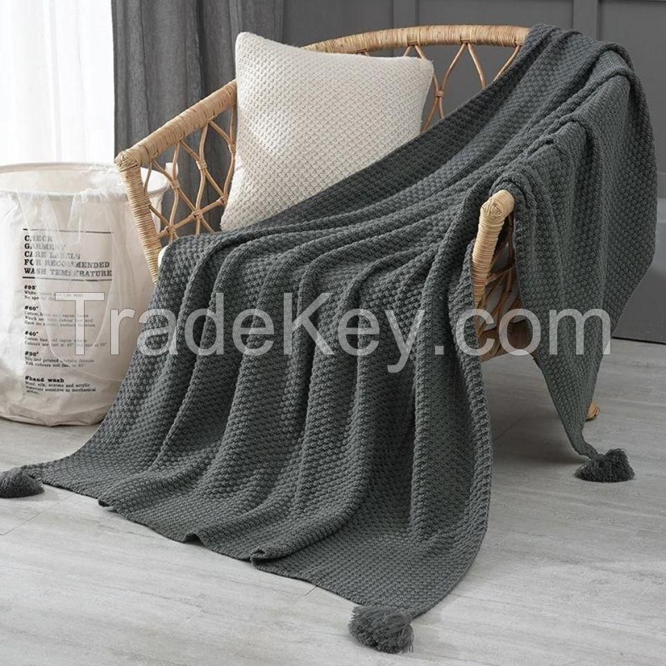 Knitted Blanket With Tassels