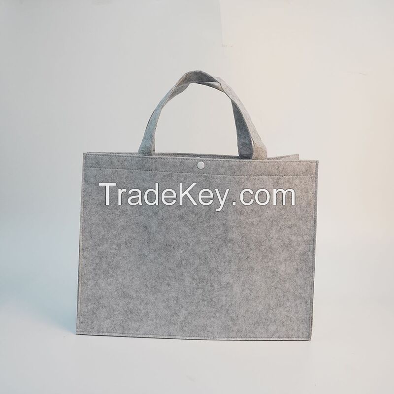 Big Felt Tote Bag With Button