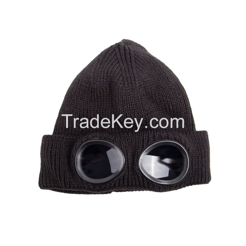 Wool Beanie With Goggle