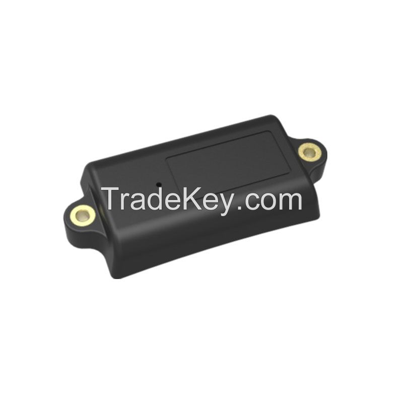 Commercial vehicle tire pressure monitoring, built-in strap sensor