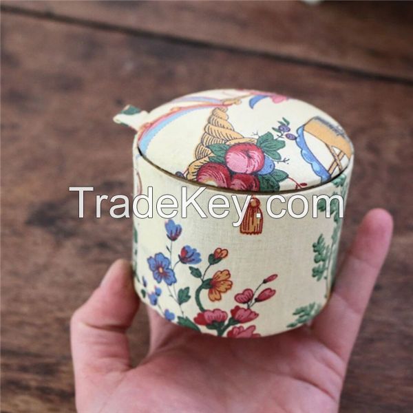 Printed Pattern of a Round Paper Box with a Lid