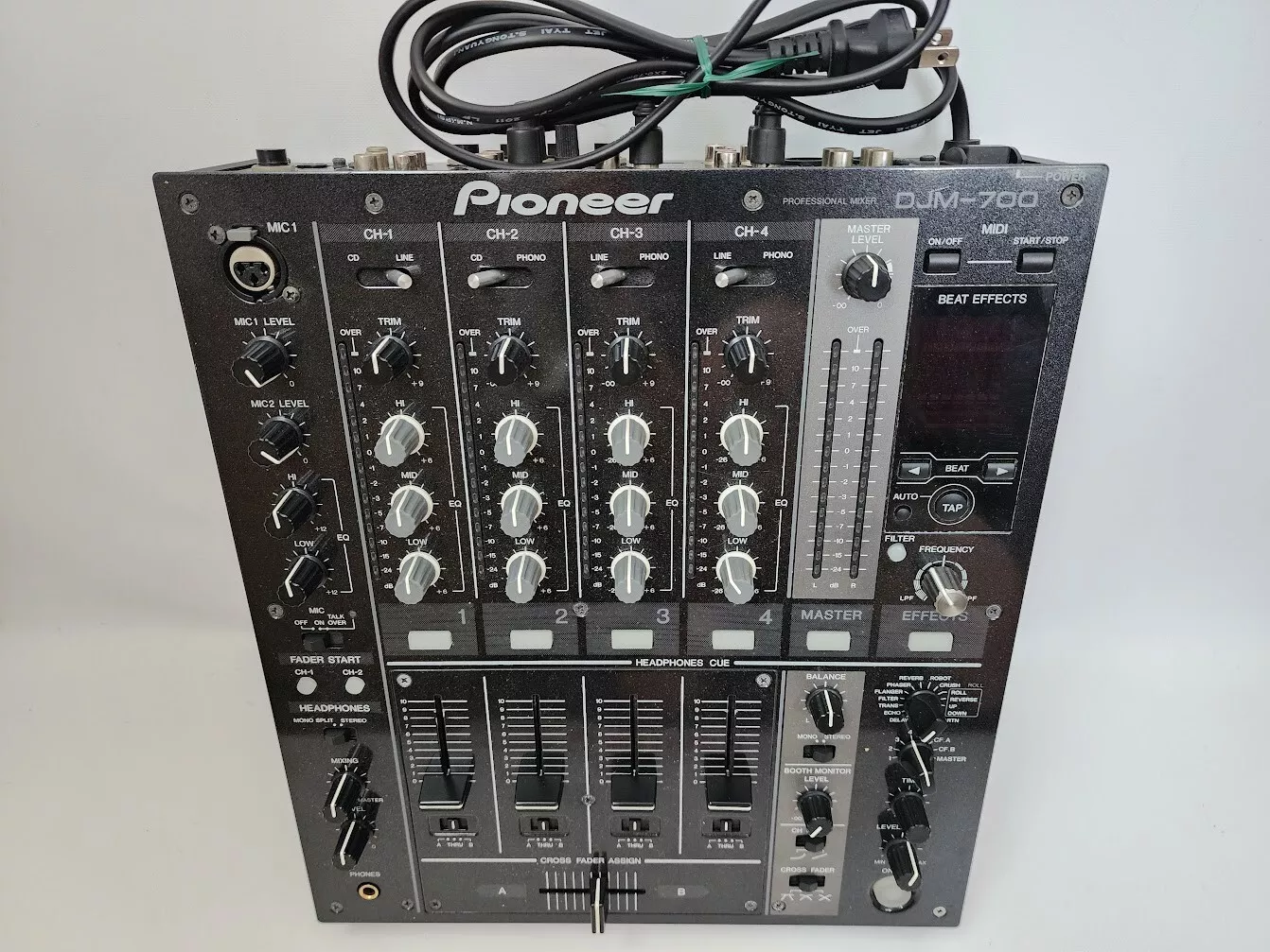 Pioneer DJM-700 4-Channel Professional DJ Mixer (Black)