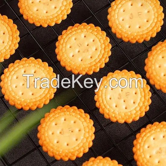 Wholesale Small Round Biscuits Healthy Salted Egg Yolk Bicuit Sea Salt Vegetable Flavor Biscuit Snacks