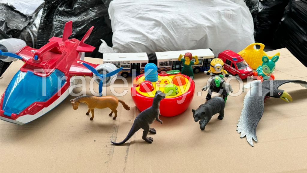 SOFT | HARD TOYS |