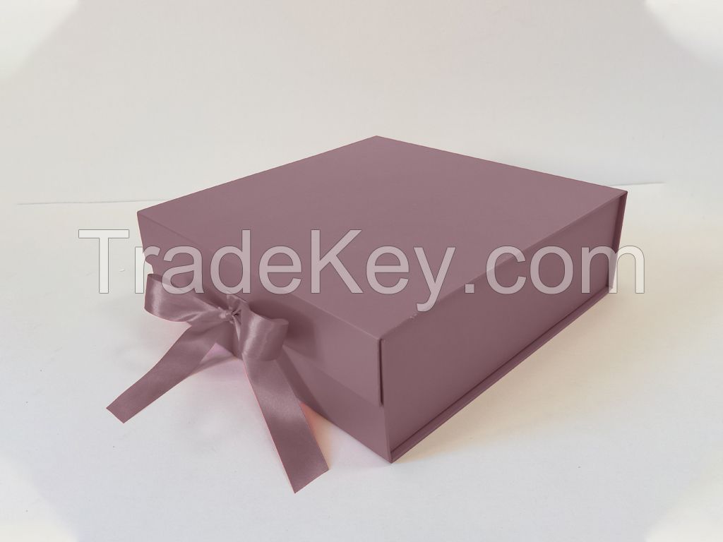 gift paper flower foldable box with ribbon