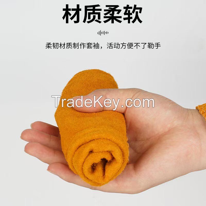 Welding Cowhide Sleeve Protectors, Welder's Arm Guards. These welding sleeve protectors are designed for welding work, providing protection against heat, featuring flame retardancy, and safeguarding the arms from sparks. They are labor protection arm