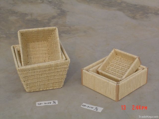 maize baskets