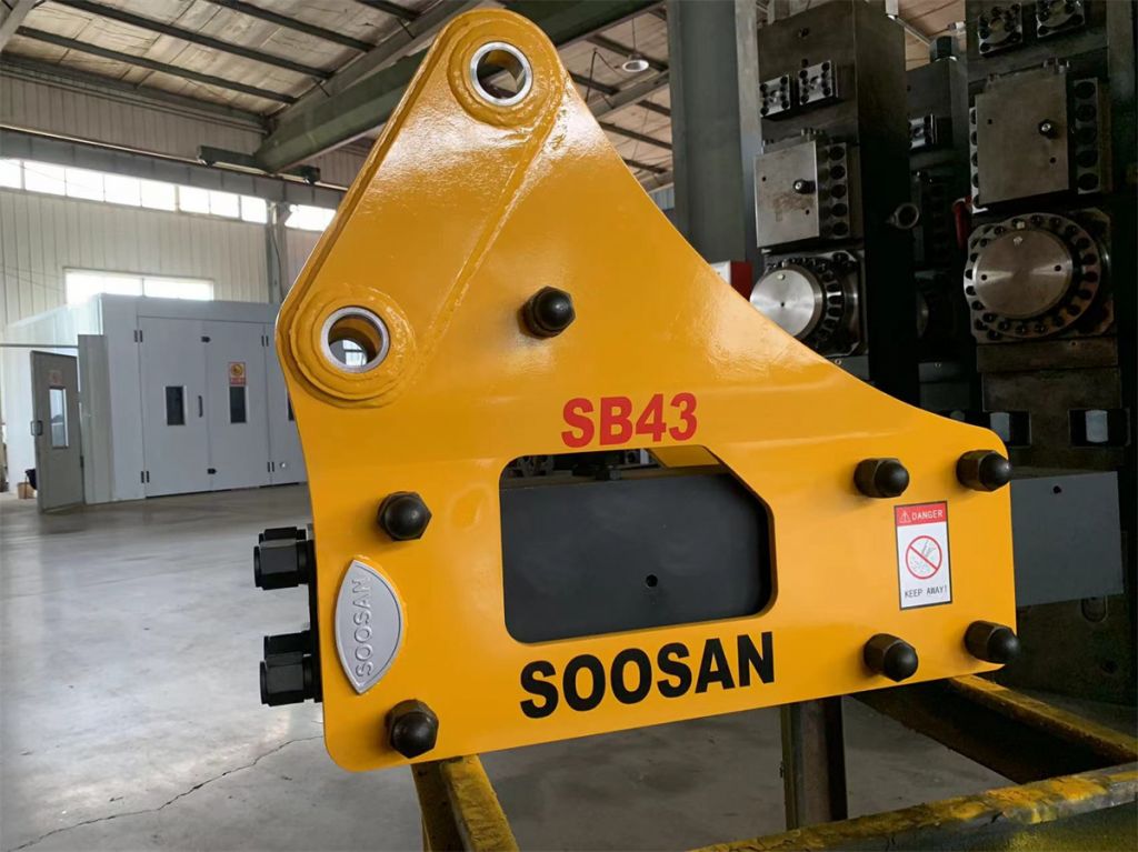 2025 SOOSAN Hydraulic Breakers SB43 Hydraulic Hammers for 6-9 Tons Excavator Good Quality