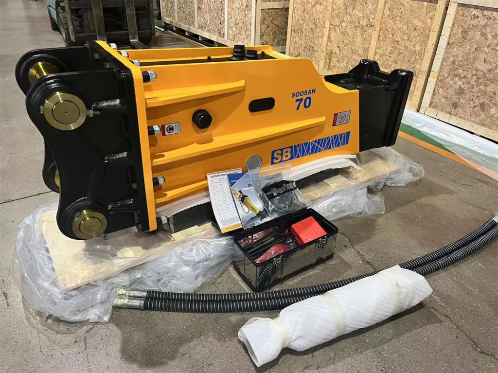 China  Breaker Soosan Breaker With SB70 Box Type Hydraulic Hammer With 135mm Chisel  Wholesales