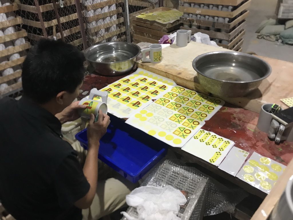 Ceramic tableware inspection (plates, bowls, mugs) test third-party QC inspector final random Quality Control Service in China