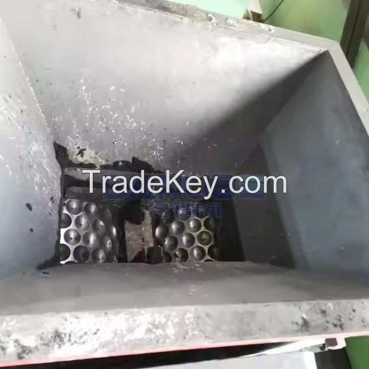 High-Pressure Ball Press Machine for Activated Carbon and Clay Molding Production