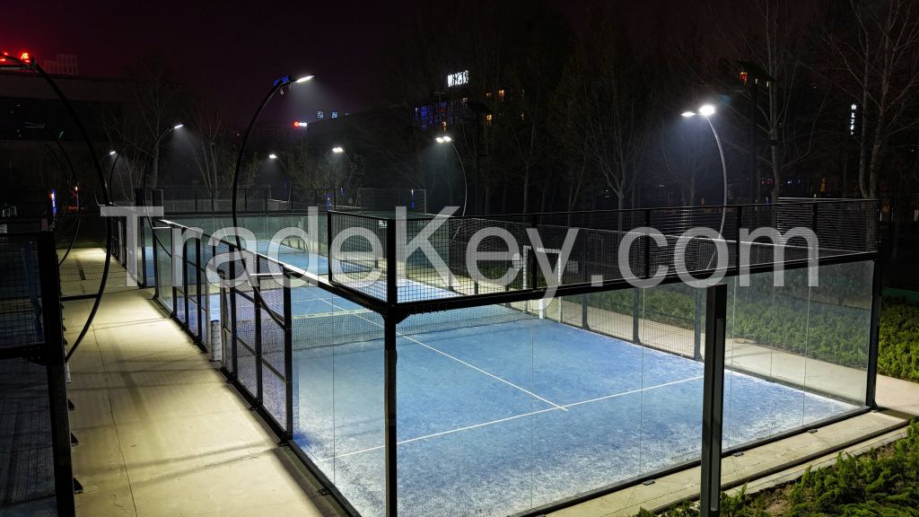 Panoramic padel court