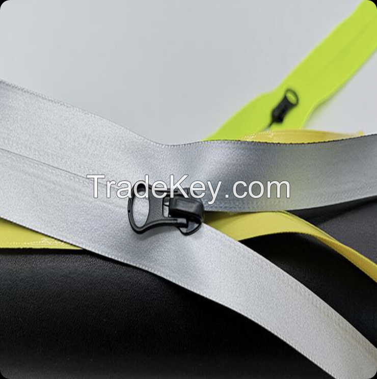 ZIPPER