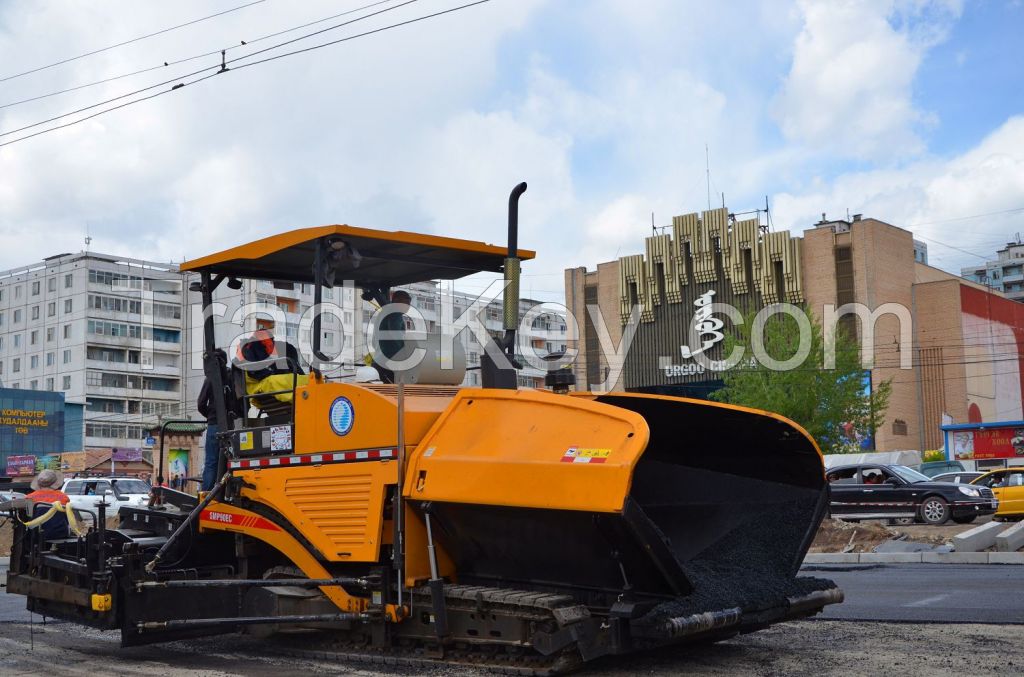 Hot Selling 13m Paving Width Asphalt Paver SSP125C-8