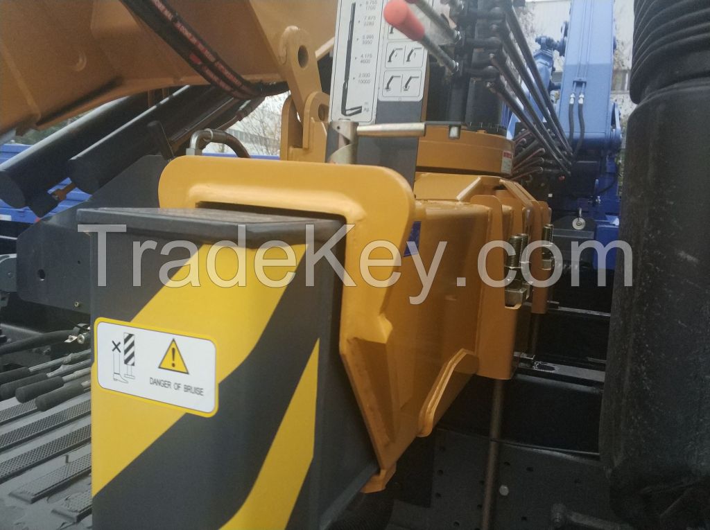 SQ10ZK3Q 10 Ton Truck Mount Crane with Grab Bucket Low Price