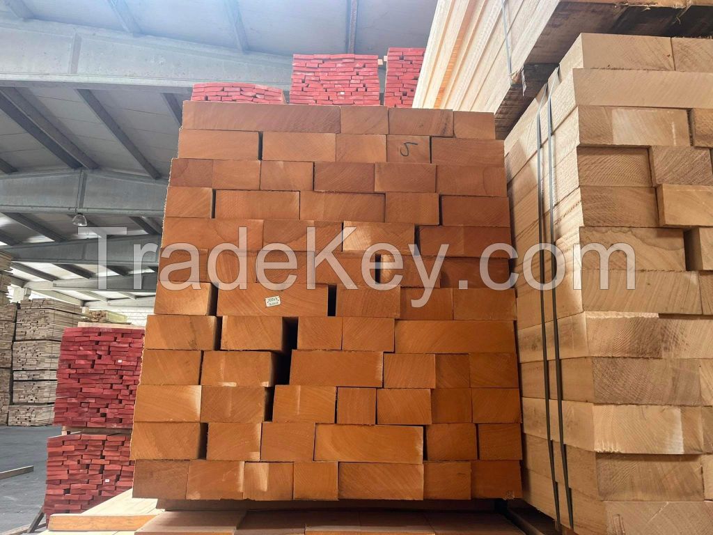 Tropical hardwood logs