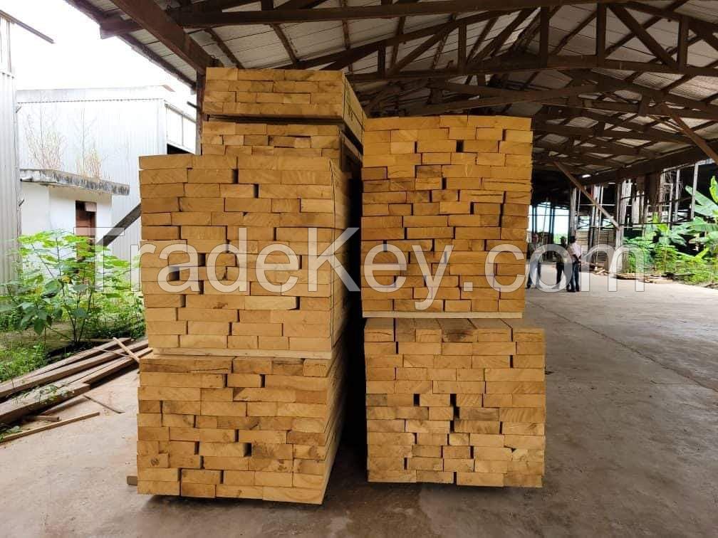 Tropical hardwood logs