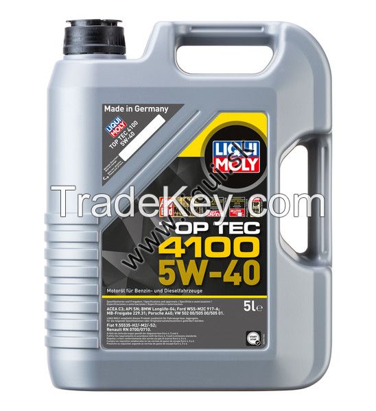 High-performance motor oil ensuring quiet and efficient engine function