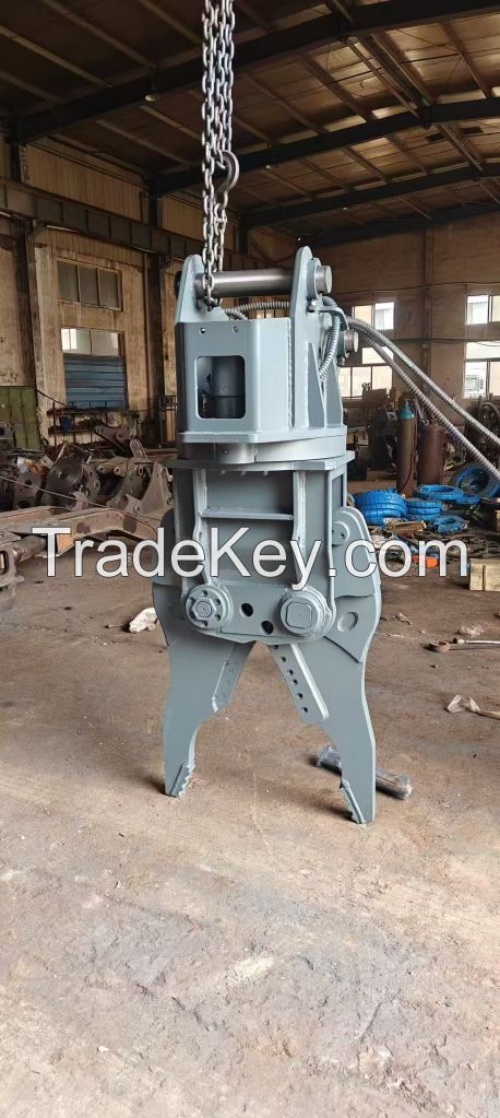 The Xinpai vehicle dismantling shear is sturdy and durable.