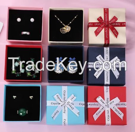Small 2cm Thick Square Jewelry Packaging Box English Letter Bow Heaven Earth Cover for Ring Necklace for Candle Small Gifts