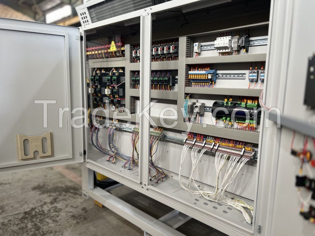 Air cooled and water cooled chiller