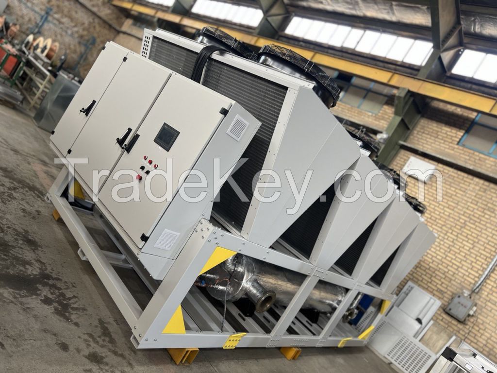 Air cooled and water cooled chiller