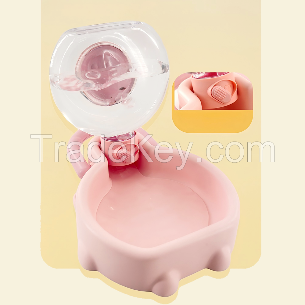 Cute Pig Portable Pet Water Bottle - Leak-Proof 400ml Foldable Dispenser for Dogs and Cats, One-Click Hydration & Versatile Carry