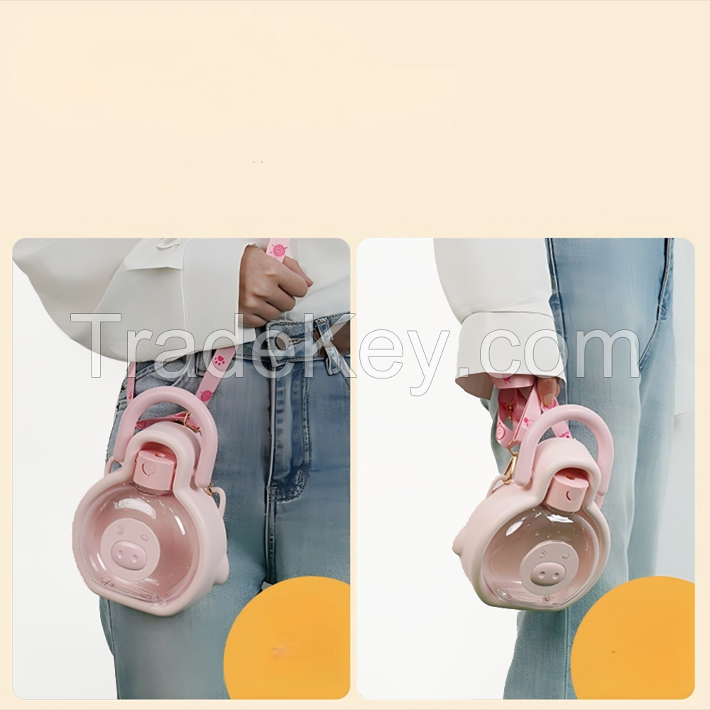 Cute Pig Portable Pet Water Bottle - Leak-Proof 400ml Foldable Dispenser for Dogs and Cats, One-Click Hydration & Versatile Carry