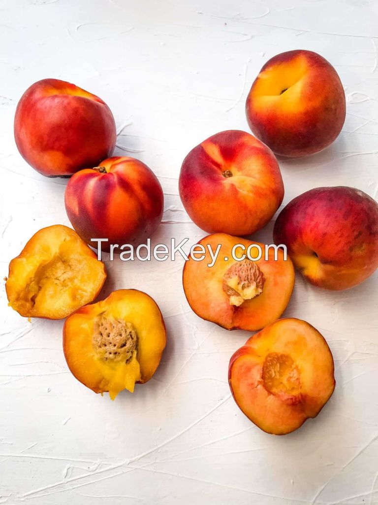 Organic peaches nectarines for health-conscious buyers