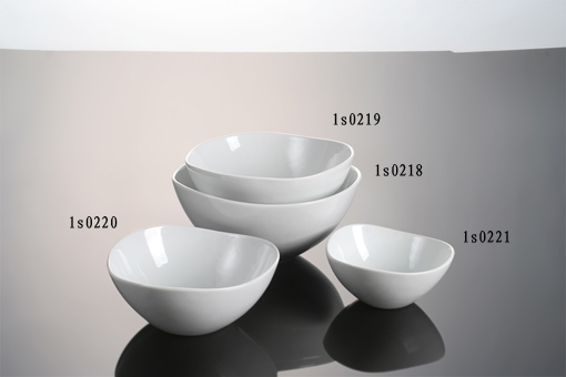 Porcelain bowl set