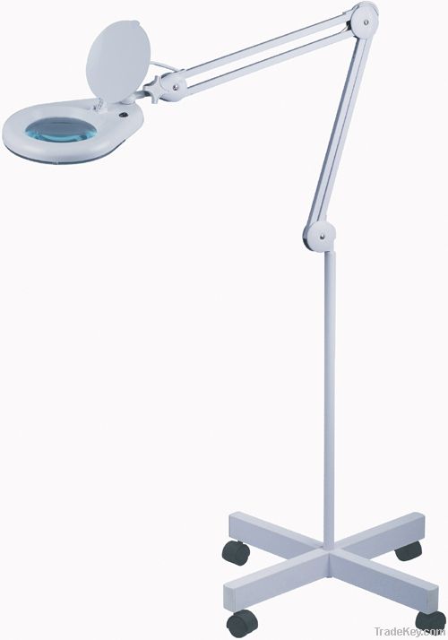 Magnifying Lamp