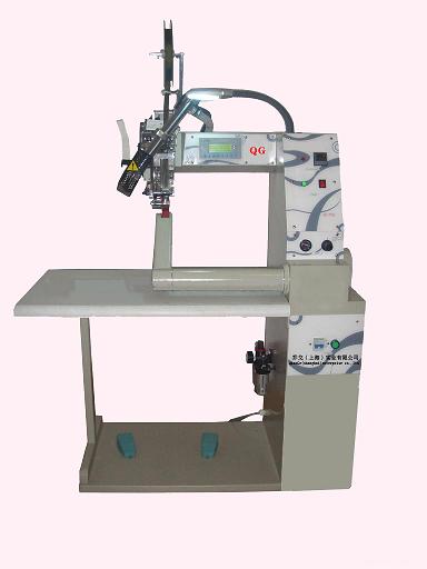 pu seam sealing machine