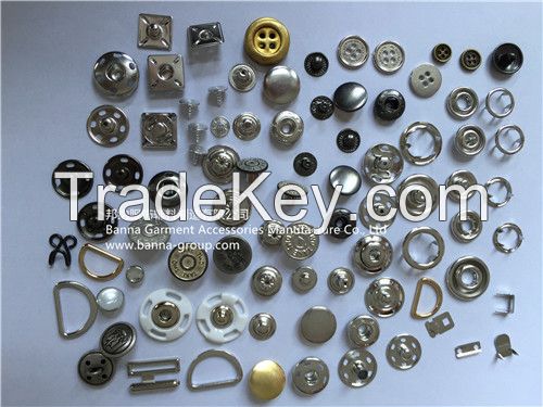 Metal buttons
