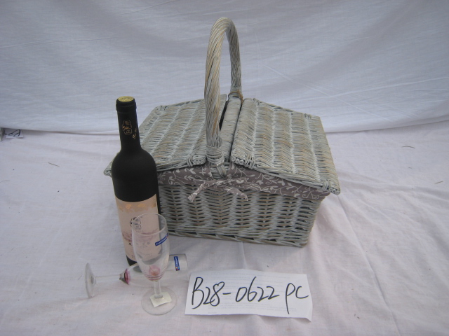 picnic baskets