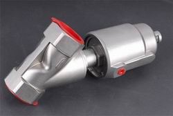 Pneumatic angle seat valve