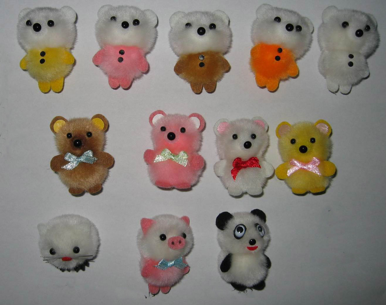 sell pom-pom small toys